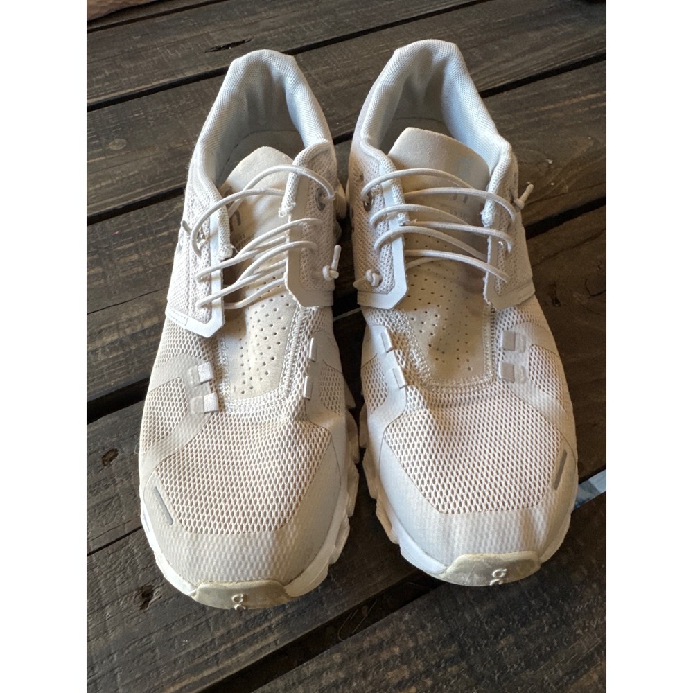 On Cloud 5 All White Running Shoes Womens 9 59.98773